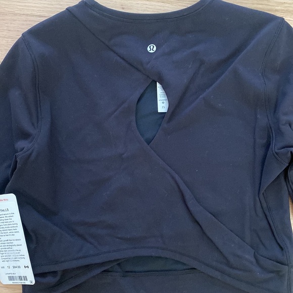 Lululemon Plank to Pike Long Sleeve - Picture 12 of 12